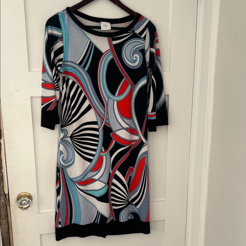 Papillon Blanc Vibrant Swirl Midi Dress